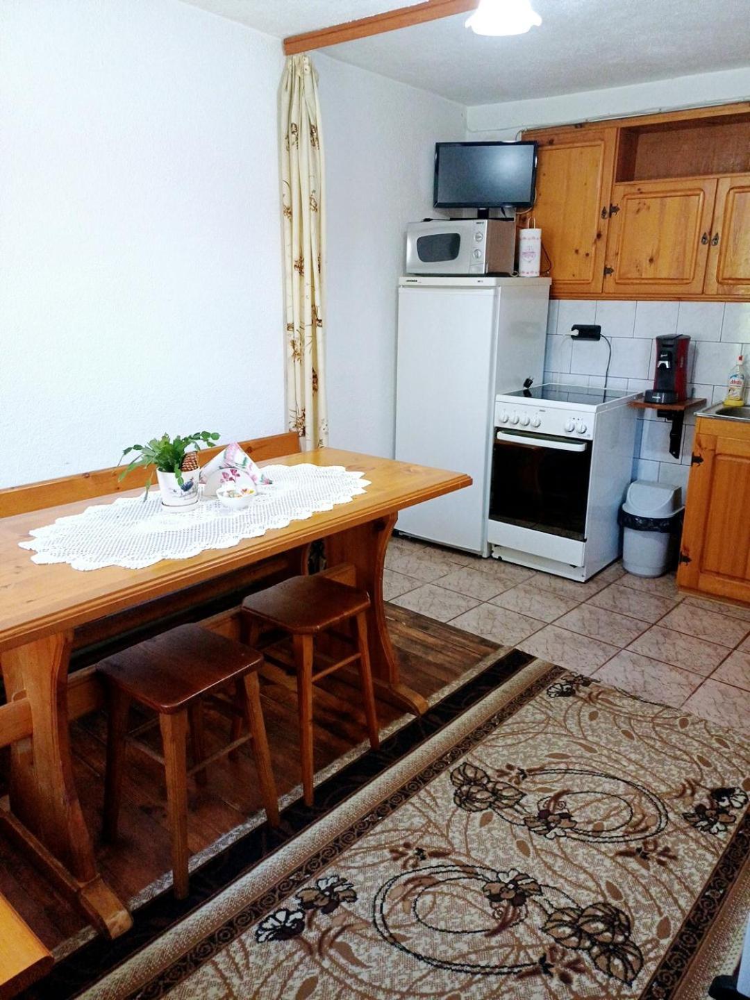 Guest Rooms Dona Копривштица Экстерьер фото