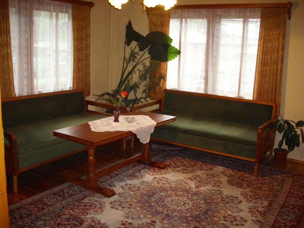 Guest Rooms Dona Копривштица Экстерьер фото