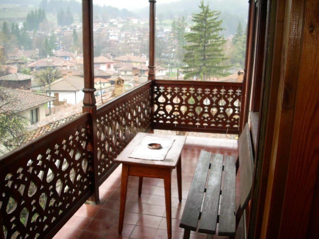 Guest Rooms Dona Копривштица Экстерьер фото